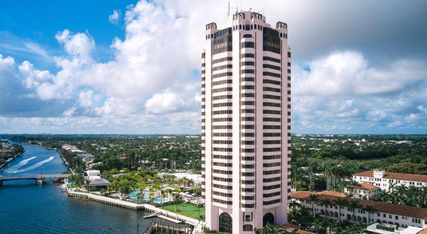 Boca Raton Hotel | 295 m² Hotel ∙ 19 guests