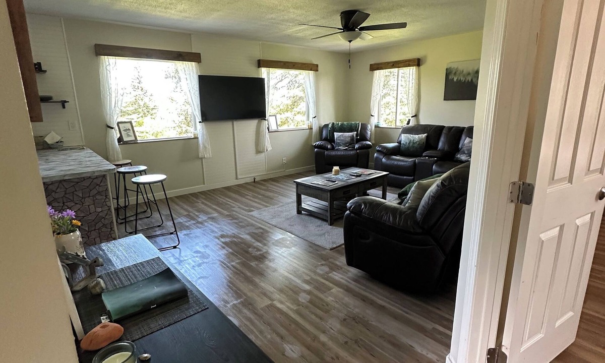 Ninilchik House | 3-bedroom House in Ninilchik by Deep Creek