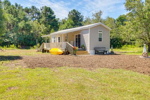Hampstead House | 3 Mi to ICW: Coastal Carolina Home w/Pool Access