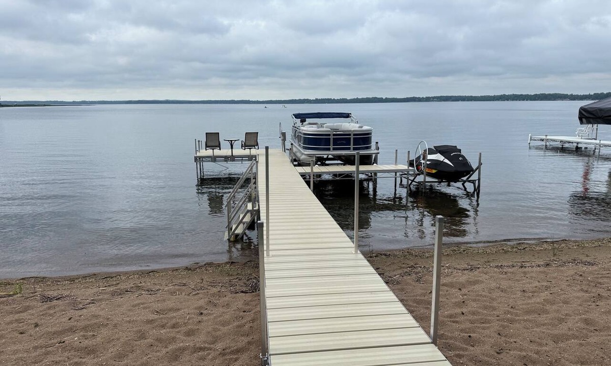 Miltona House | 30 steps to lake, Dock for fishing & swimming, Families Welcome!