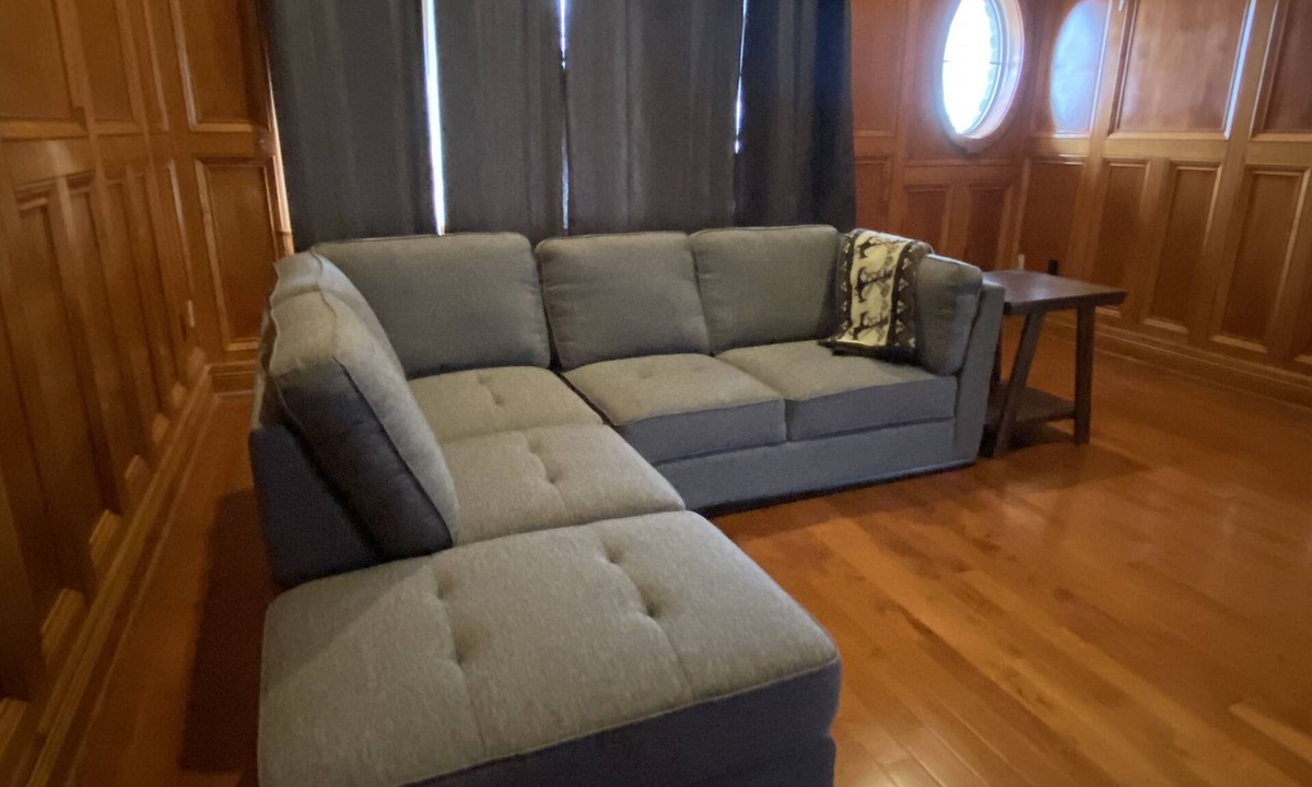 Saint John House | 4BD 2.5BA 3 level private house w/ private beach access.