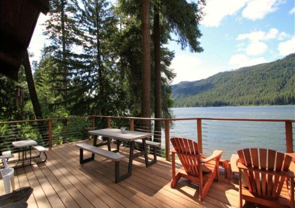 Leavenworth House | Alpine Lake Escape on Fish Lake