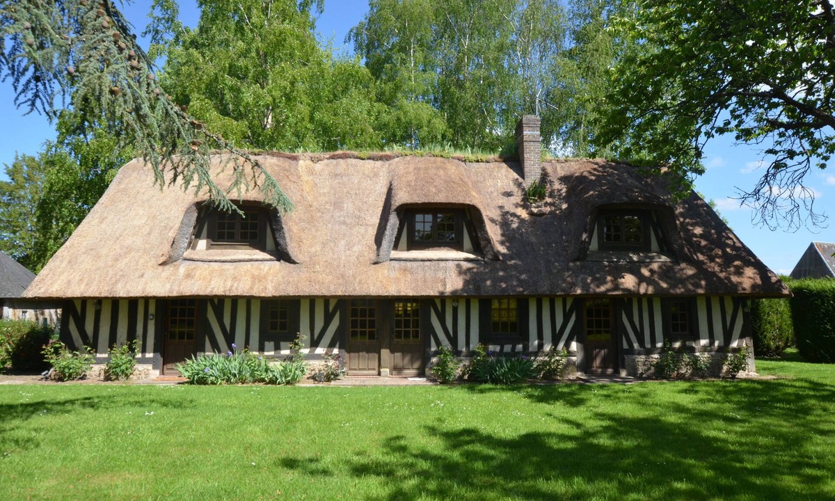 Berthouville House | Authentic Norman cottage