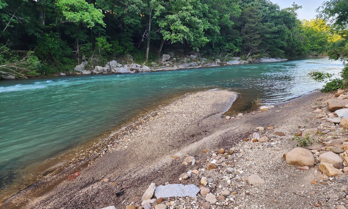 Jasper House | Barndominium - Sleeps 17 River Access Hot Tub