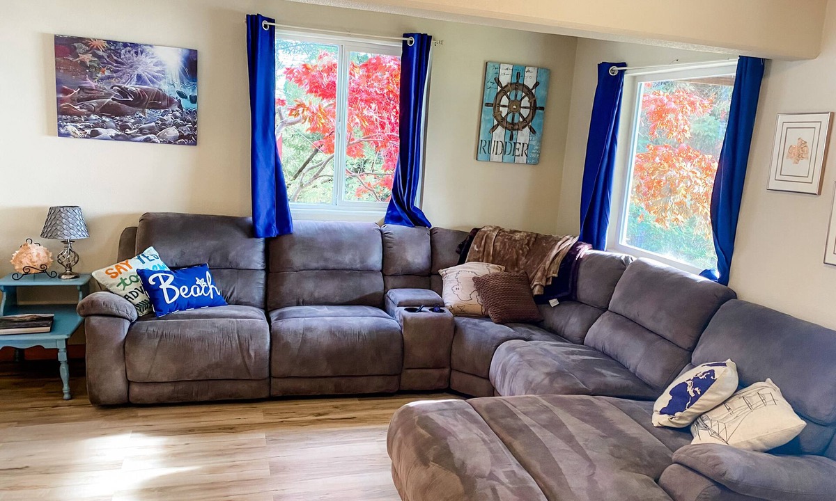 Ketchikan Apartment | Beachfront Apartment