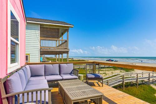 Freeport House | Beachfront Cottage w/Boardwalk in Freeport