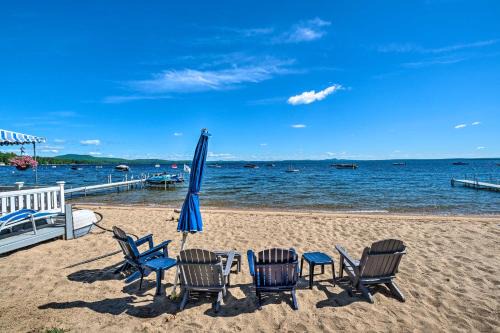 Sebago House | Beachfront Sebago Cottage w/Deck + Grill!