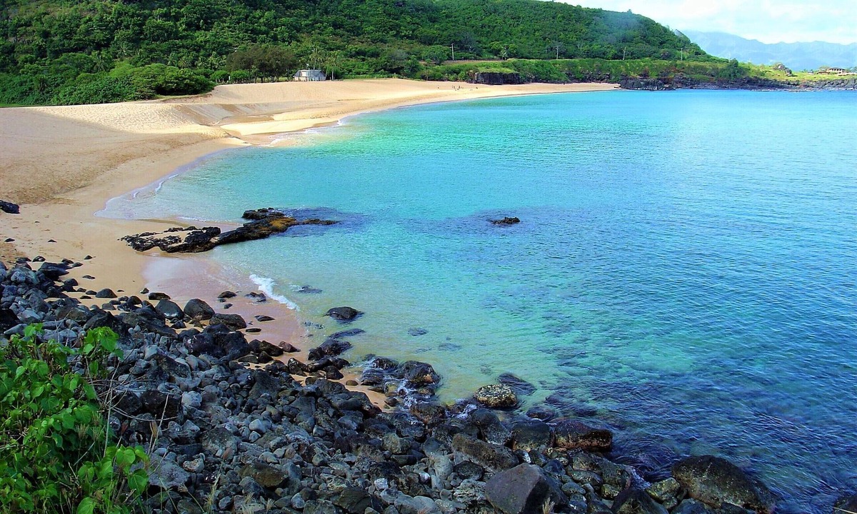 Pupukea Apartment | BEST BEACH LOCATION! 5 STAR LUXURY, Modern, Spacious, ATMOS Theater, BEACH BIKES