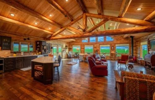Iliamna Cabin | Bush Pilot Hunter's Retreat Lodge