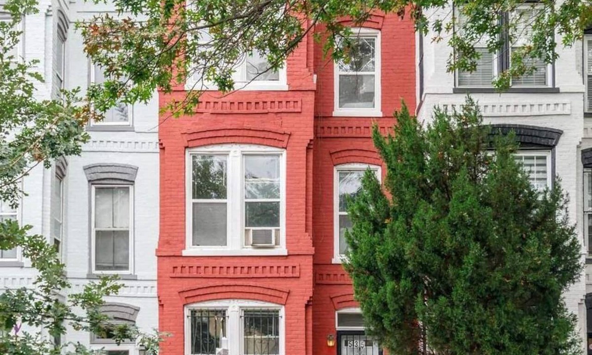 Stanton Park Apartment | Capitol Hill Studio w/parking walk to Union Statio