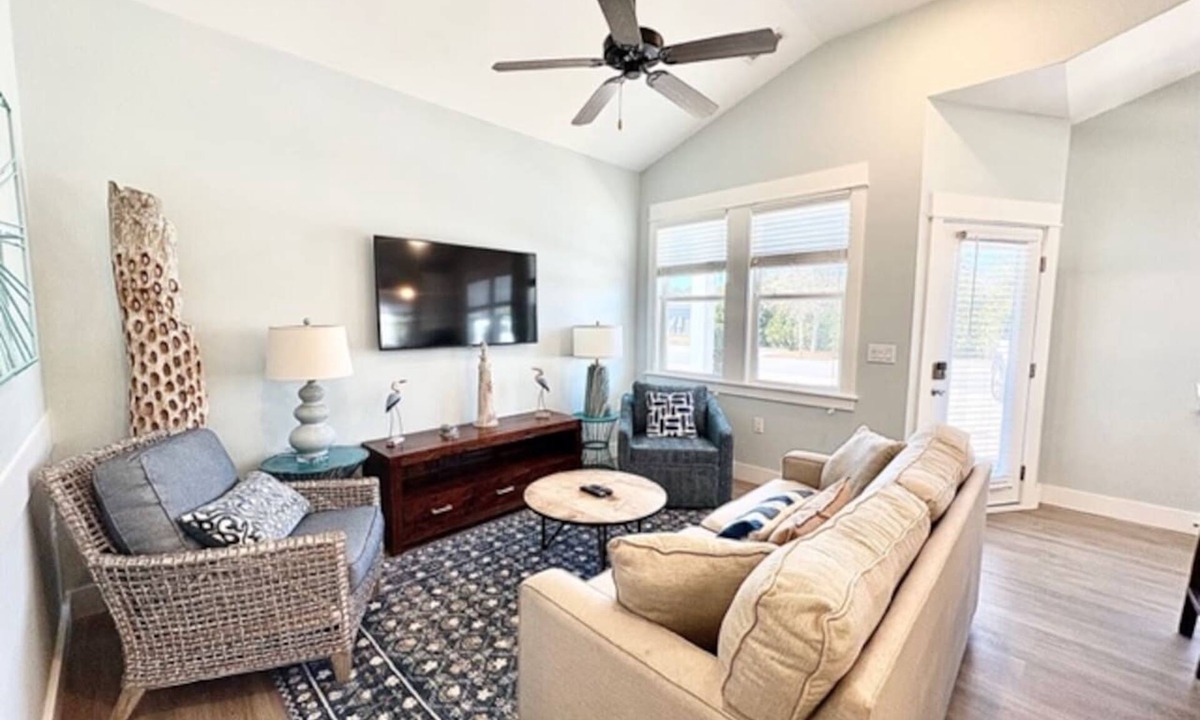Corolla Light Condo | Cast A Wave 2 Bed Single Level