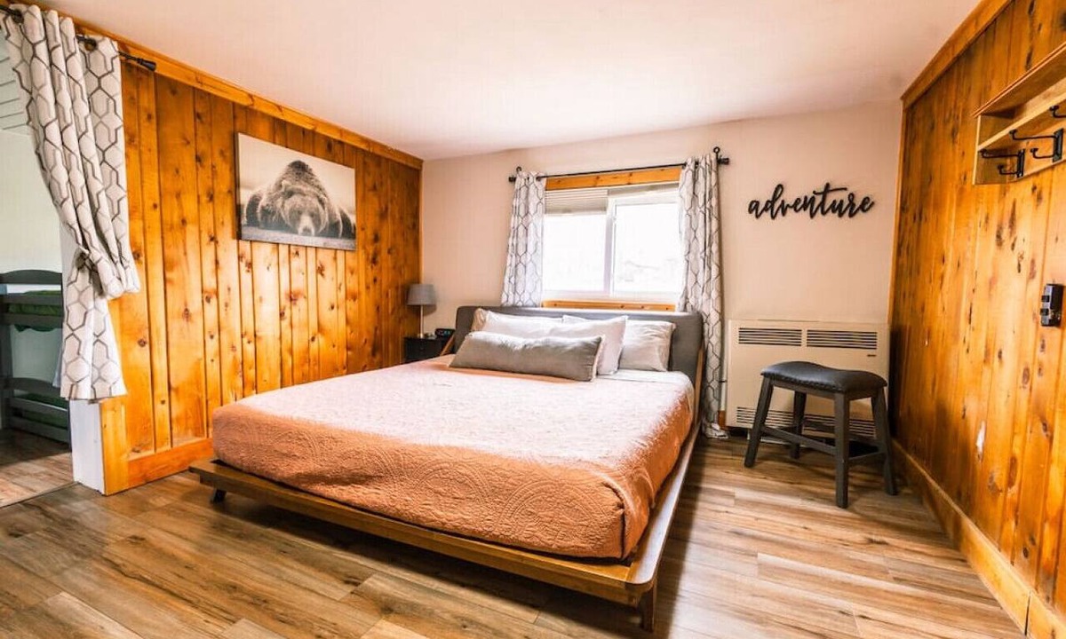 Woods Landing-Jelm Apartment | Centennial stay perfect for families!