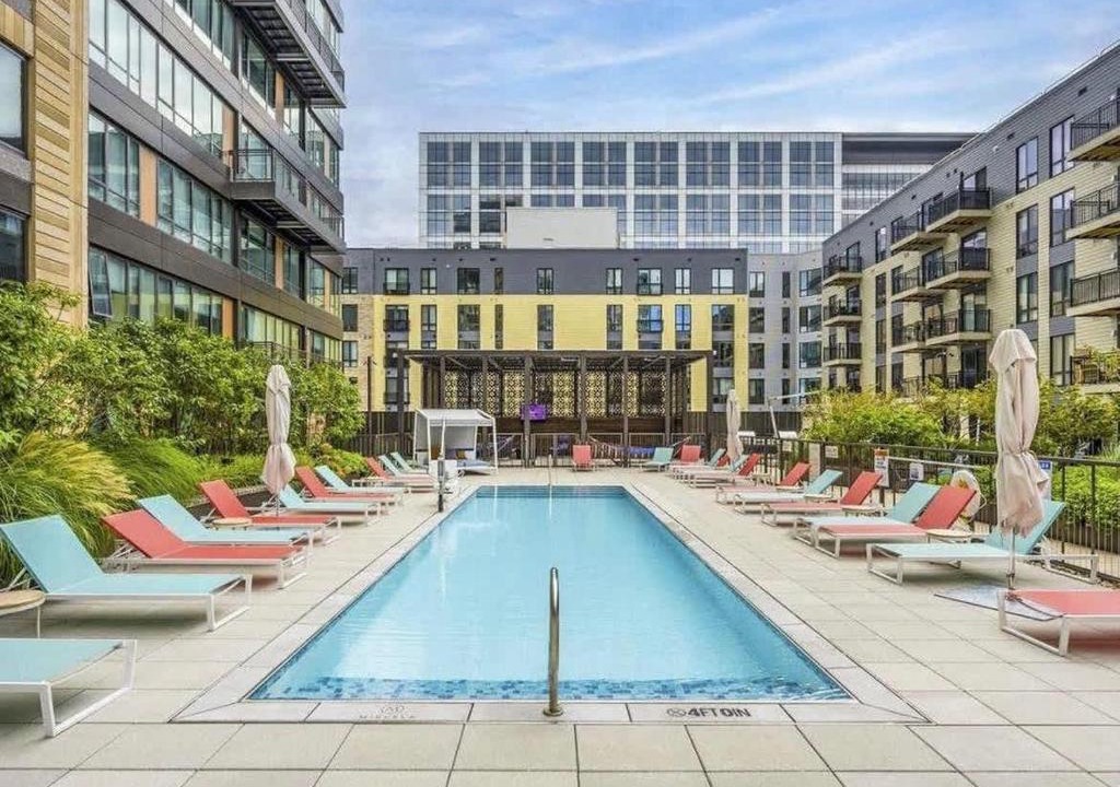 Assembly Square Apartment | Central 2BR Apt w Pool & Gym sleep 7