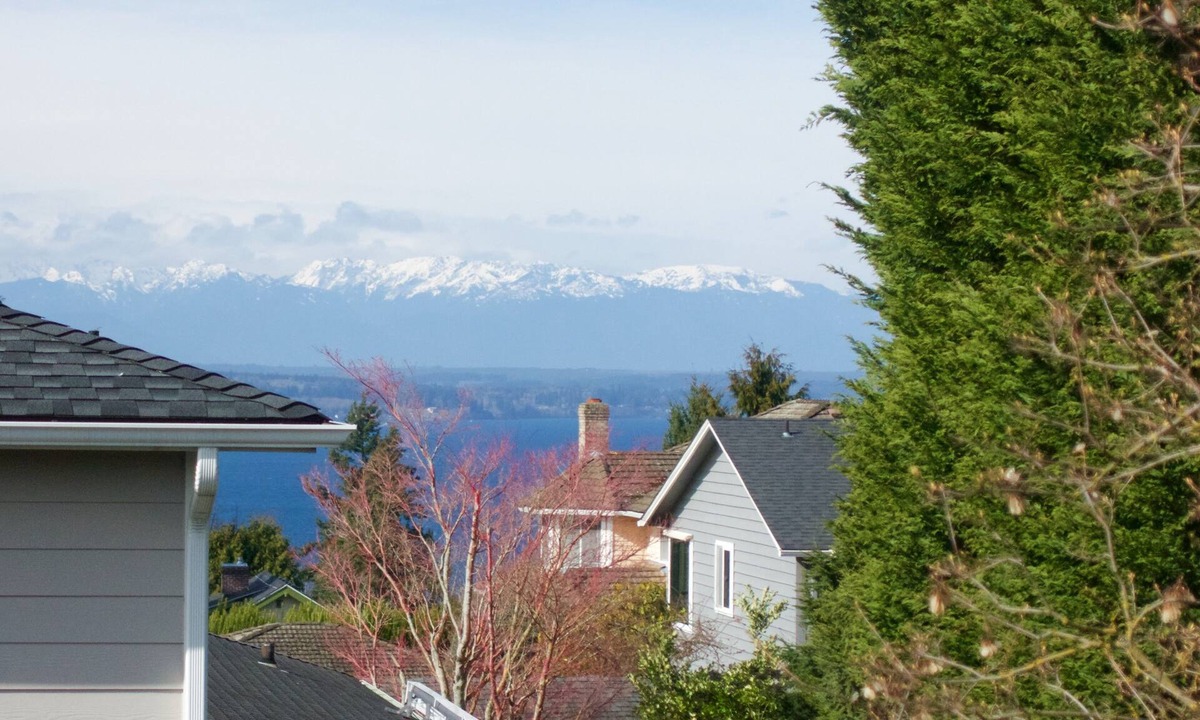 Richmond Beach House | Charming home with expansive views, dog-friendly, large yard with yard games