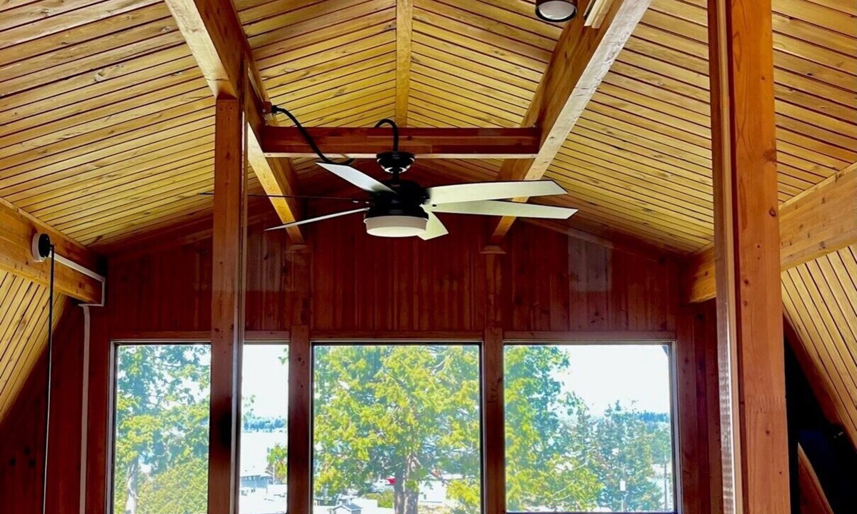 Birch Bay Cabin | Charming Pet-Friendly Cabin with Sunset Views Over Birch Bay