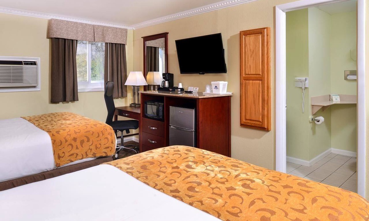 Cheshire Hotel | Cheshire Welcome Inn