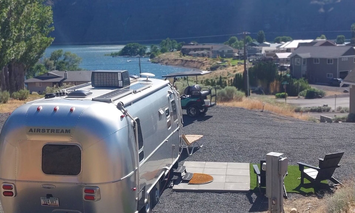 Sunland Estates RV Rental | Classic Airstream