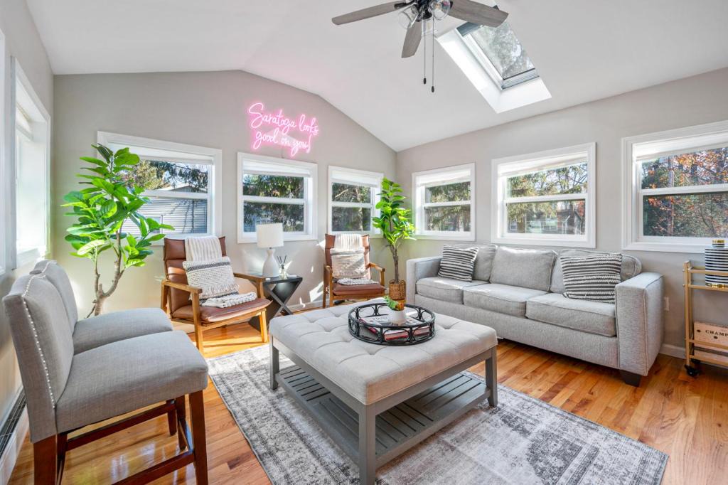 Geyser Crest House | Close to SPAC Saratoga Track and Downtown
