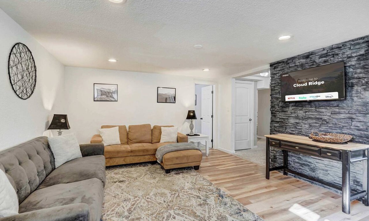 Colorado Springs Apartment | Cloud Ridge! Cozy Suite w Fire Pit & Game Area