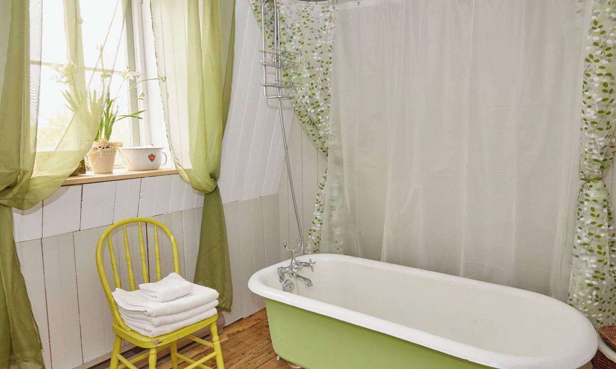 Berthier-sur-Mer House | Comforter and garden #281772 Au rythme d'avant.