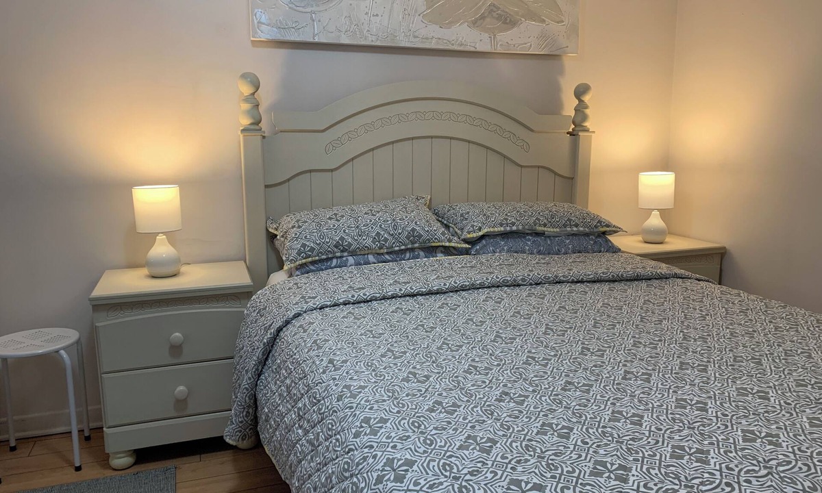 Longueuil Apartment | Comfy, Spacious and Clean basement apartment