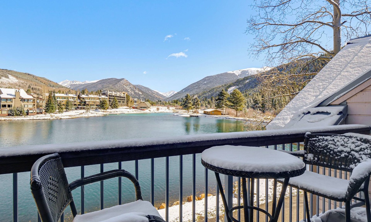 Lakeside Village Condo | Continental Divide Views: Lakefront Keystone Condo