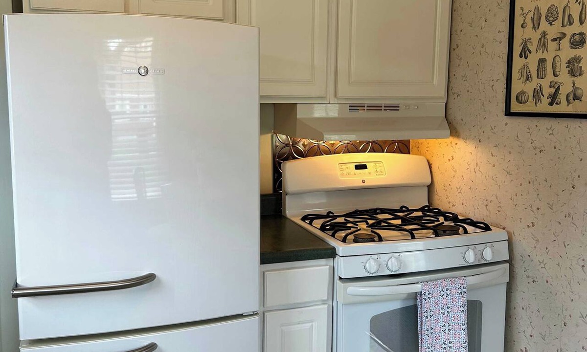 Blue Ash House | Cooper 2 Bed 1 Bath in Blue Ash Family Home