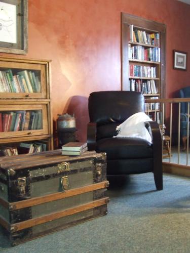 Coleman Bed & Breakfast | Country Encounters Accommodations
