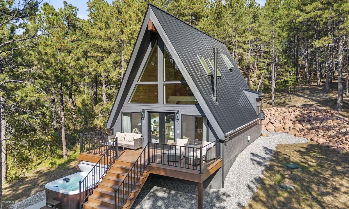 Monument Cabin | Cozy Private A-Frame Retreat/Hot Tub/w-Views