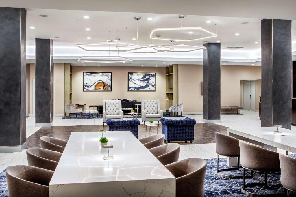 Gaithersburg Hotel | DoubleTree by Hilton Washington DC North/Gaithersburg