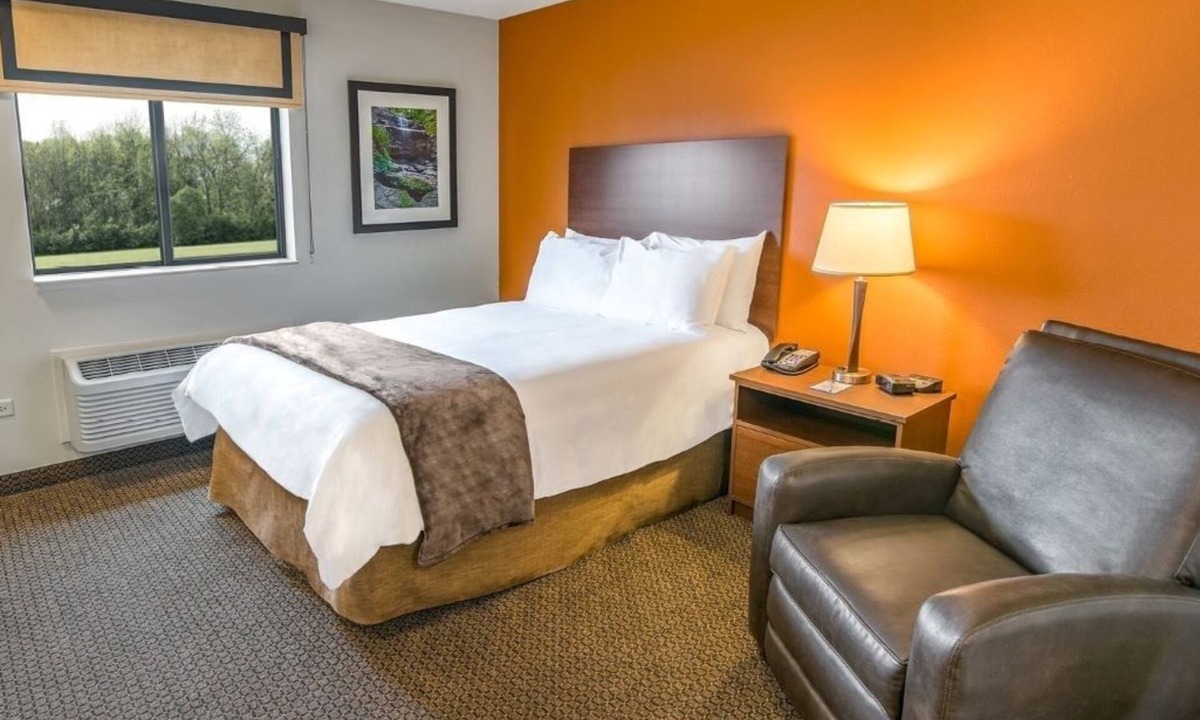 Buena Hotel | Easy Access to Yakima’s Top Spots – Pet-Friendly Extended Stay Hotel
