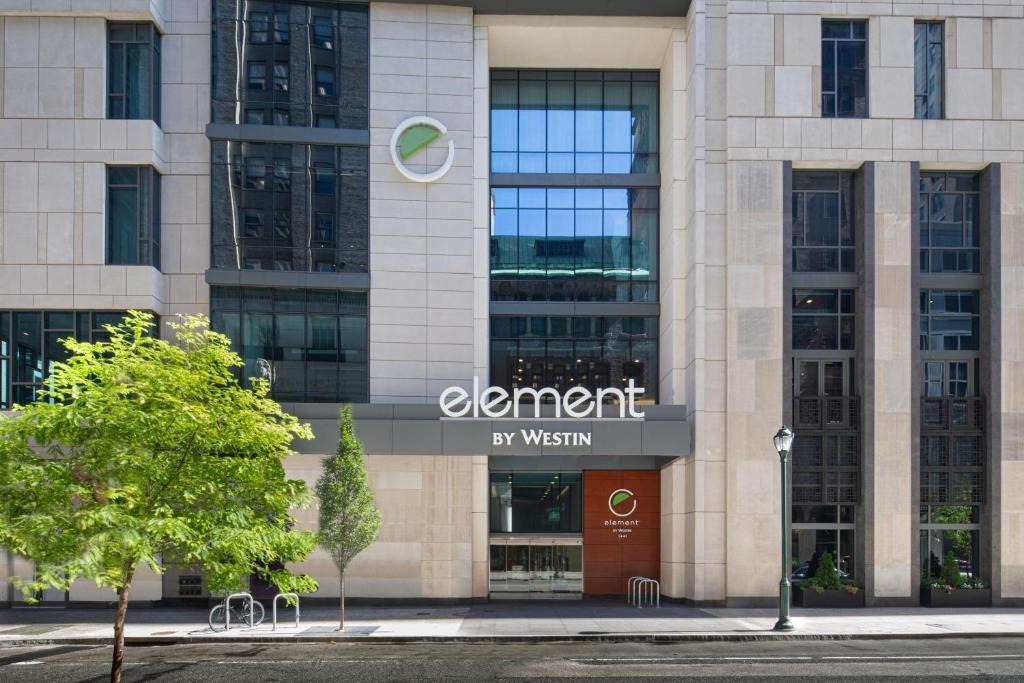 Rittenhouse Row Hotel | Element by Marriott Philadelphia Downtown