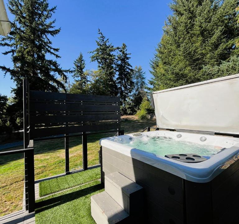 Marysville House | Encanto House A Forest Haven