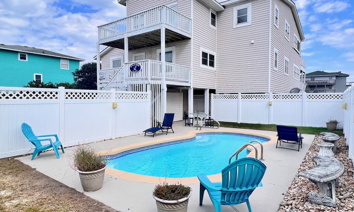 Sea Retreat House | Fire Pit, Pets! Fantastic Ocean Views, Pool, Crow's Nest, Decks, KH4411