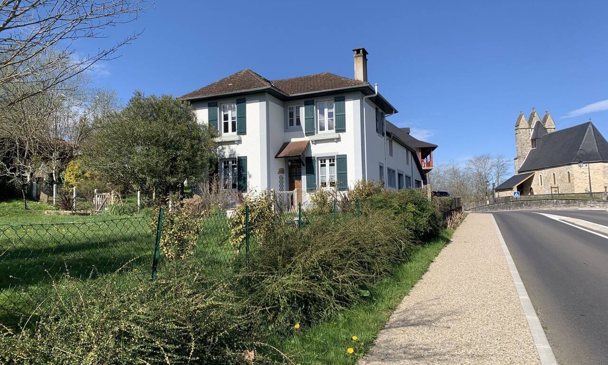 Charritte-de-Bas House | 🌿 Gîte Les Capucines in the Basque Country 🌿