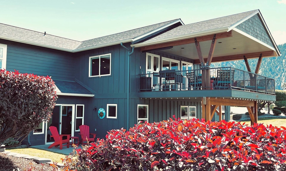 Wapato Point House | Gather & Go at Wapato Point - Comfortable 4BR, 3BA Home Inside the Resort