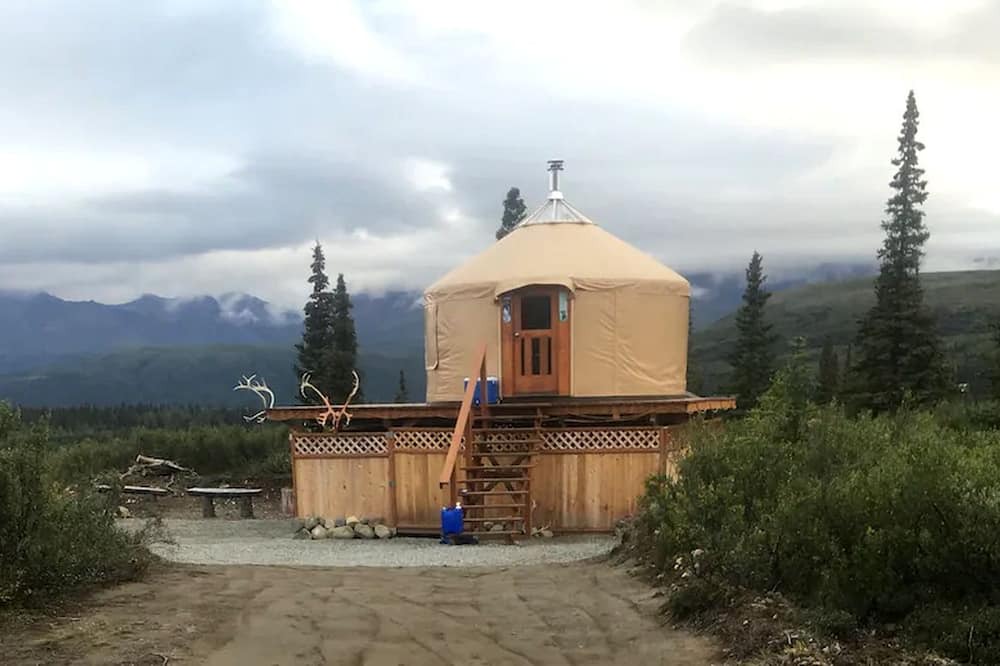 Cantwell Cabin | Glamping Yurt Rental near Denali Park for a Vacation in Alaska