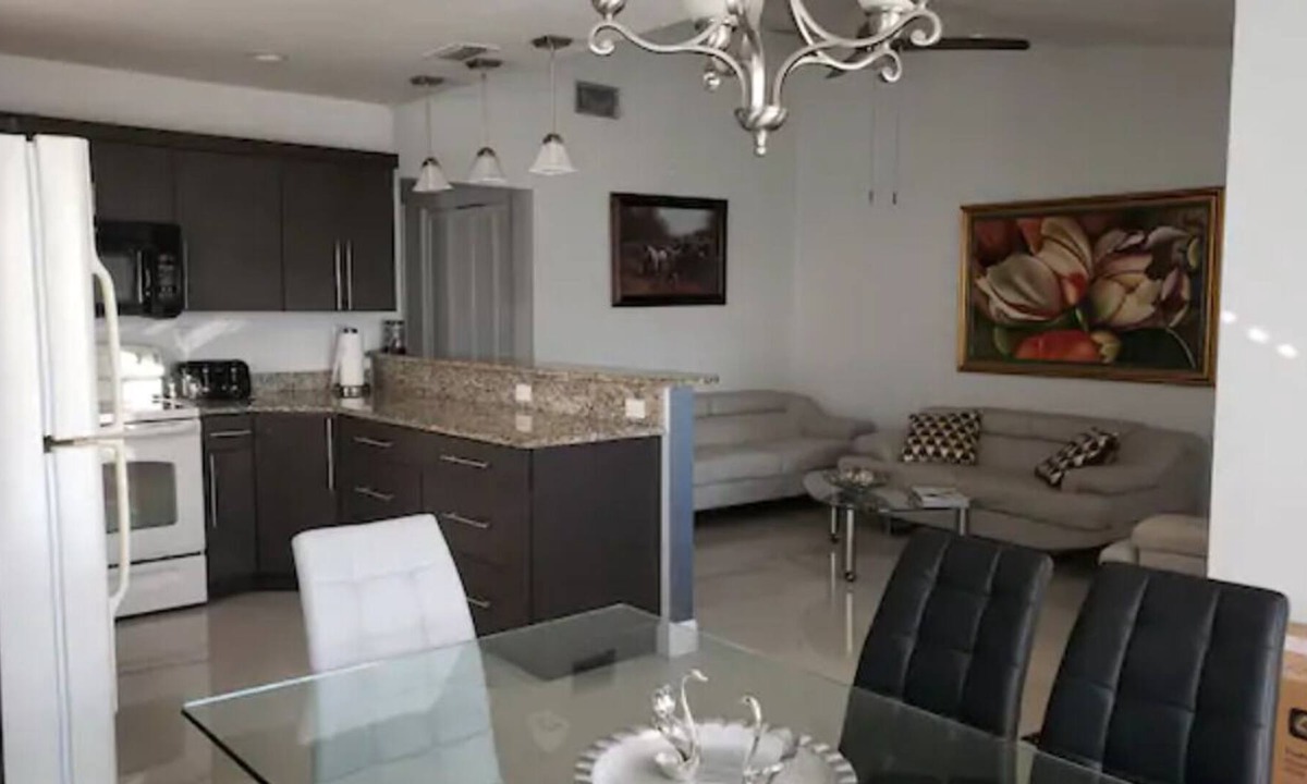 Wellington Villa | Gorgeous Home in Wellington