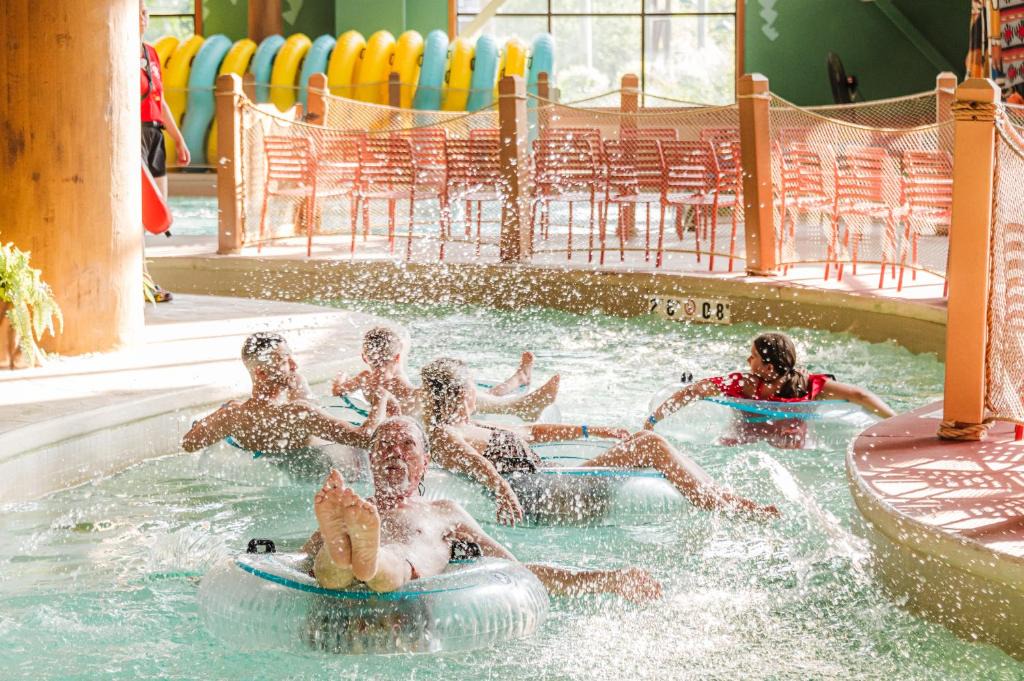Niagara Falls Resort | Great Wolf Lodge Waterpark Resort