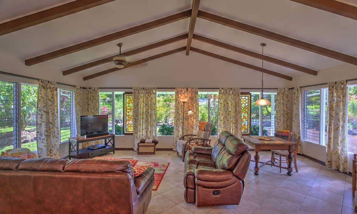 Kapoho House | Hale O Nani Mala Pua 3 Bedroom Home by RedAwning