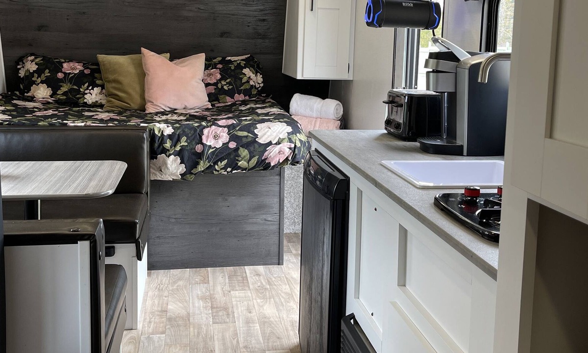 Halfmoon Bay House | Halfmoon Bay Resort