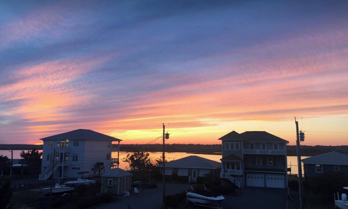 Topsail Beach House | Haven in Topsail Beach: 4BR Oasis with Ocean & Sound Views! Walk to Town