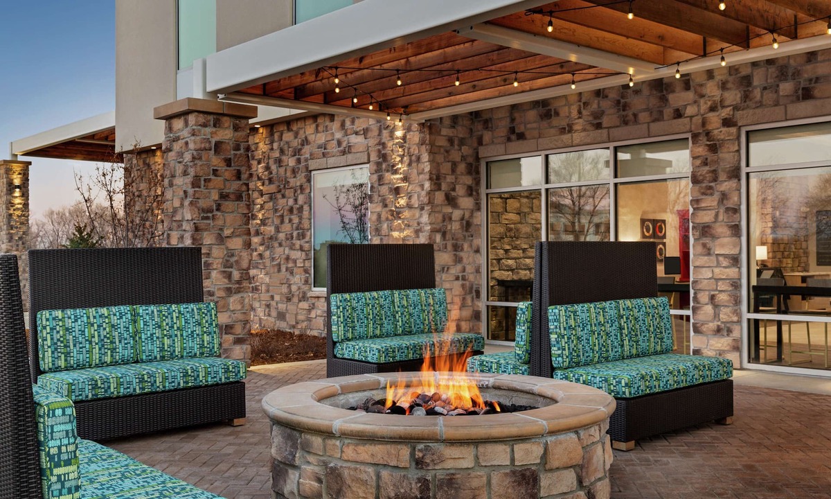 Southwest Colorado Springs Hotel | Home2 Suites by Hilton Colorado Springs South