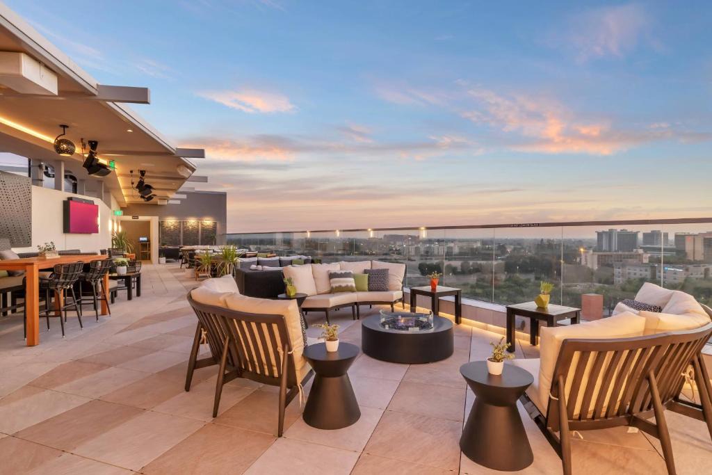 Anaheim Resort Hotel | JW Marriott, Anaheim Resort
