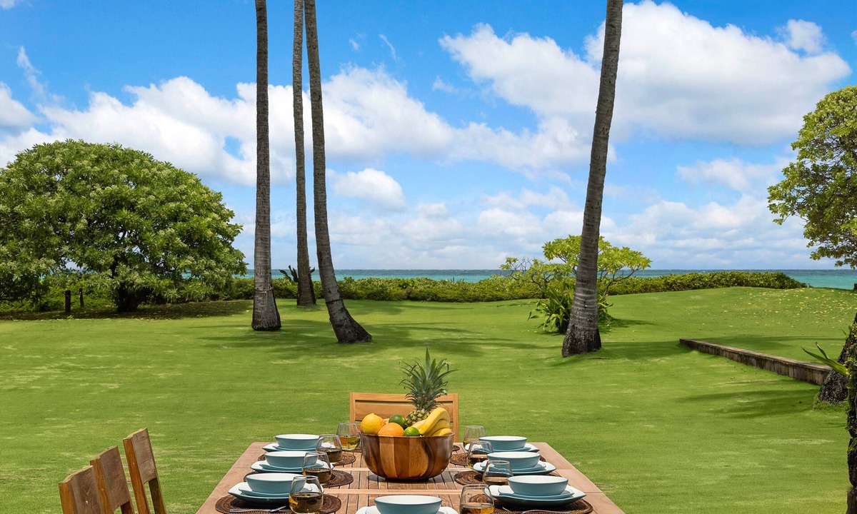 Kalama Tract House | Kailua Kai/Beach Front Licensed Rental #1990/NUC-1780