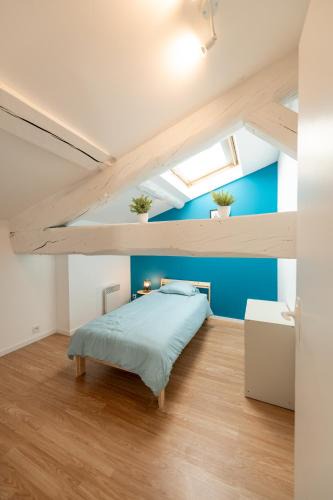 Rive-de-Gier Apartment | KASA DUPLEX - Climatisation - Balcon - Parking Privé