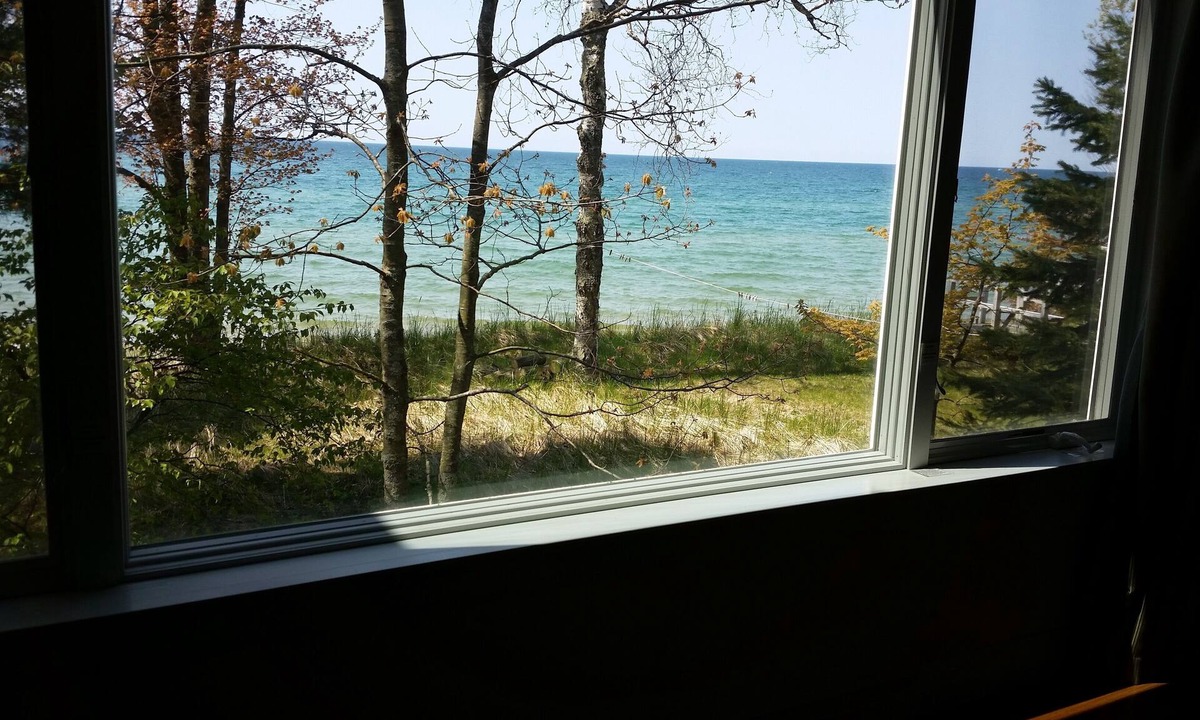 Manistee House | L U X 4 bdrm, 4.5 baths, perfect for golf groups!