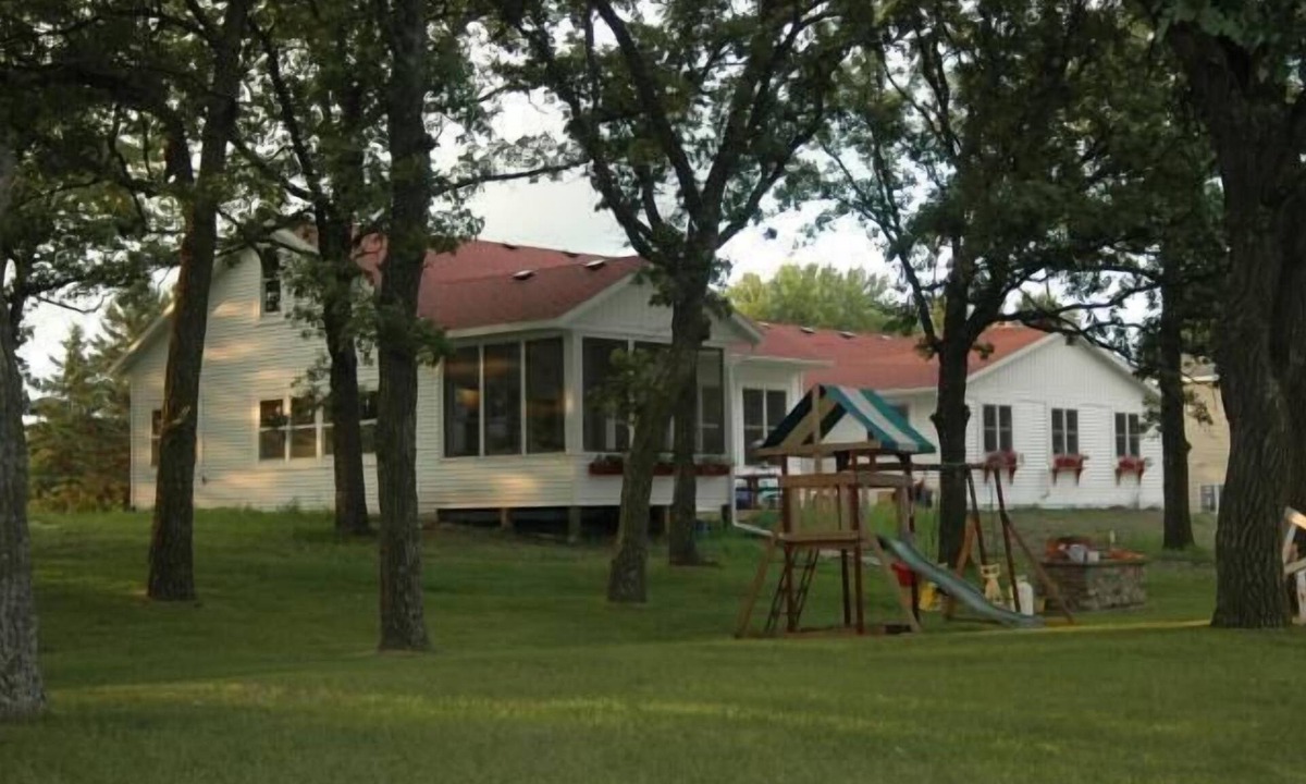 Miltona House | Lake Miltona Rental And Reunion House (Permit #CU-000034)
