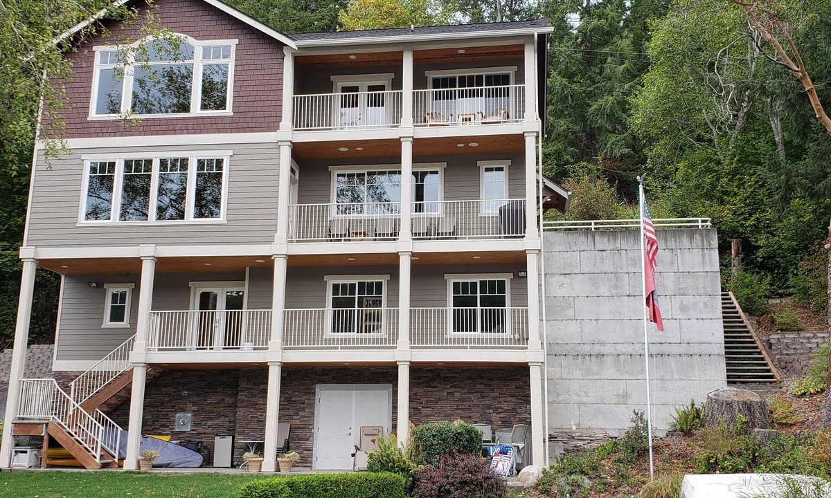 Olympia House | Lake views from every room! Great vacation home for family memories!