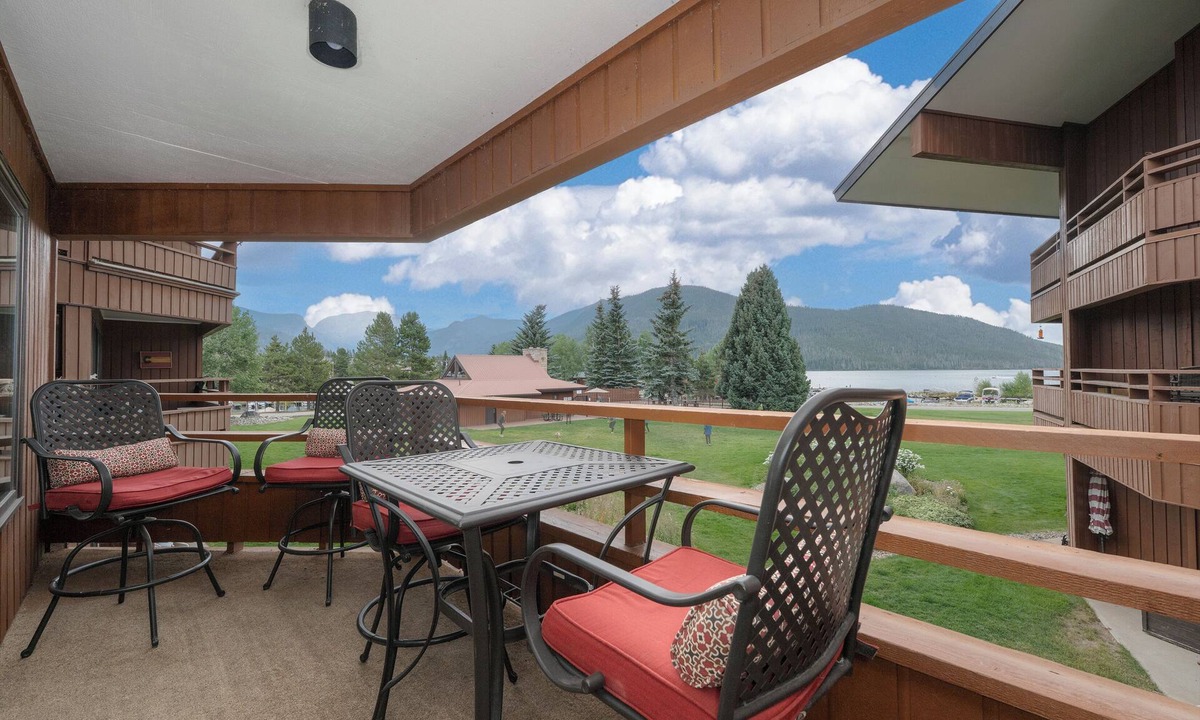 Grand Lake Condo | Lakefront Condo - Wraparound Deck w/Panoramic Views - Walk to Downtown Grand Lake